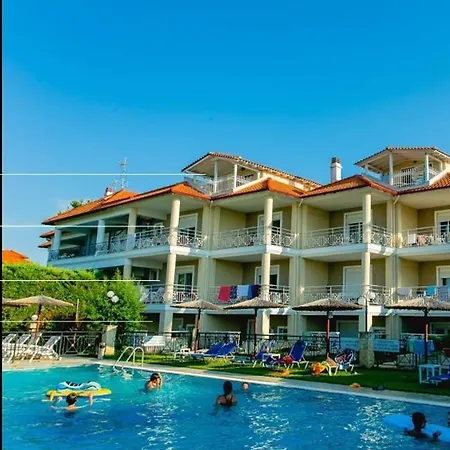 Golden Family Apartment *