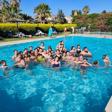Golden Family Pefkochori
