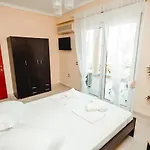 Golden Family Апартаменты Пефкохори